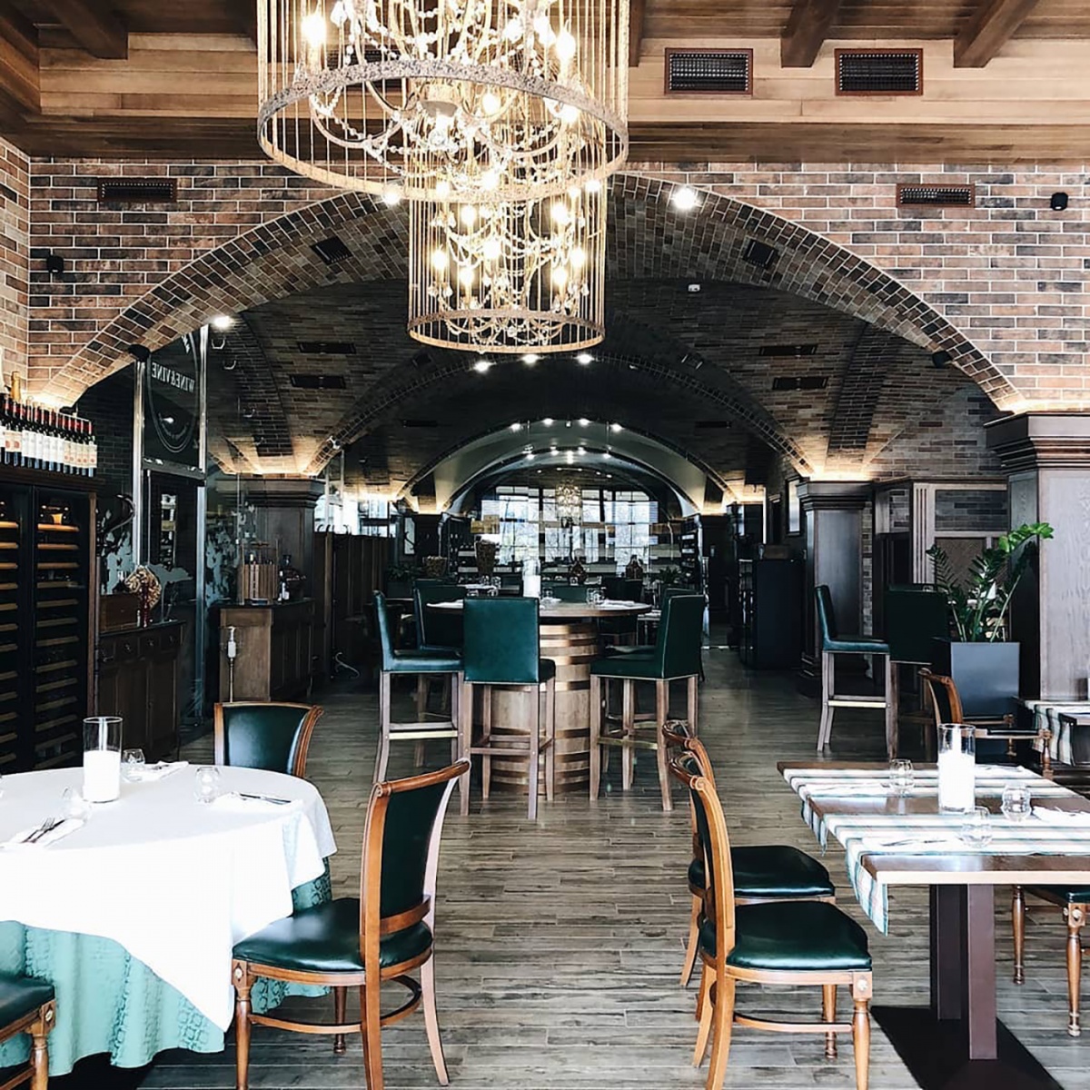 Wine & Vine Wine & Vine