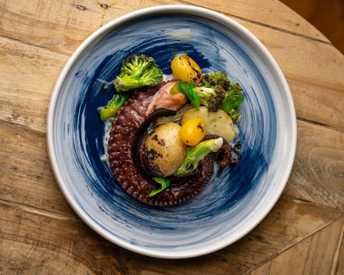 Гастроли Гастроли