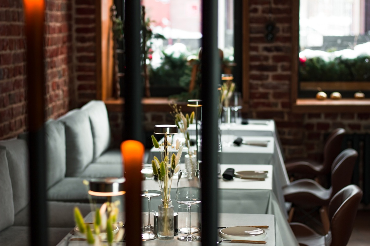 Dodici Wine & Kitchen Grill Dodici Wine & Kitchen Grill