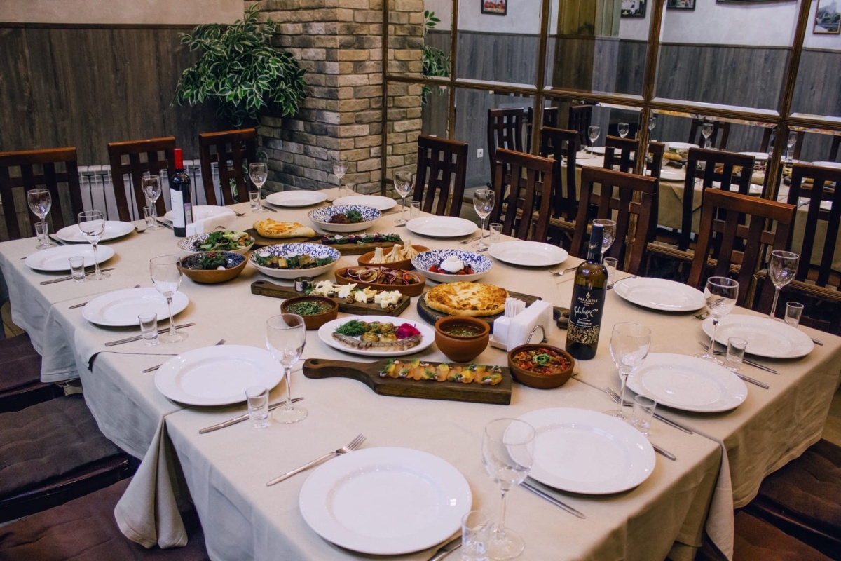 Кинза Еда и Вино Кинза Еда и Вино