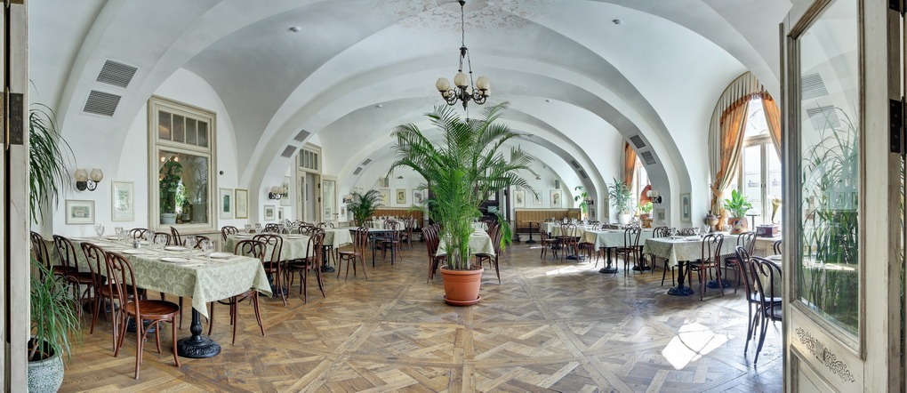 Русская рюмочная № 1